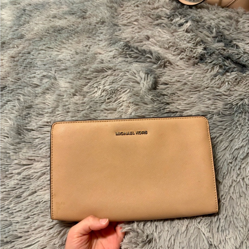 Michael Kors Pink Clutch